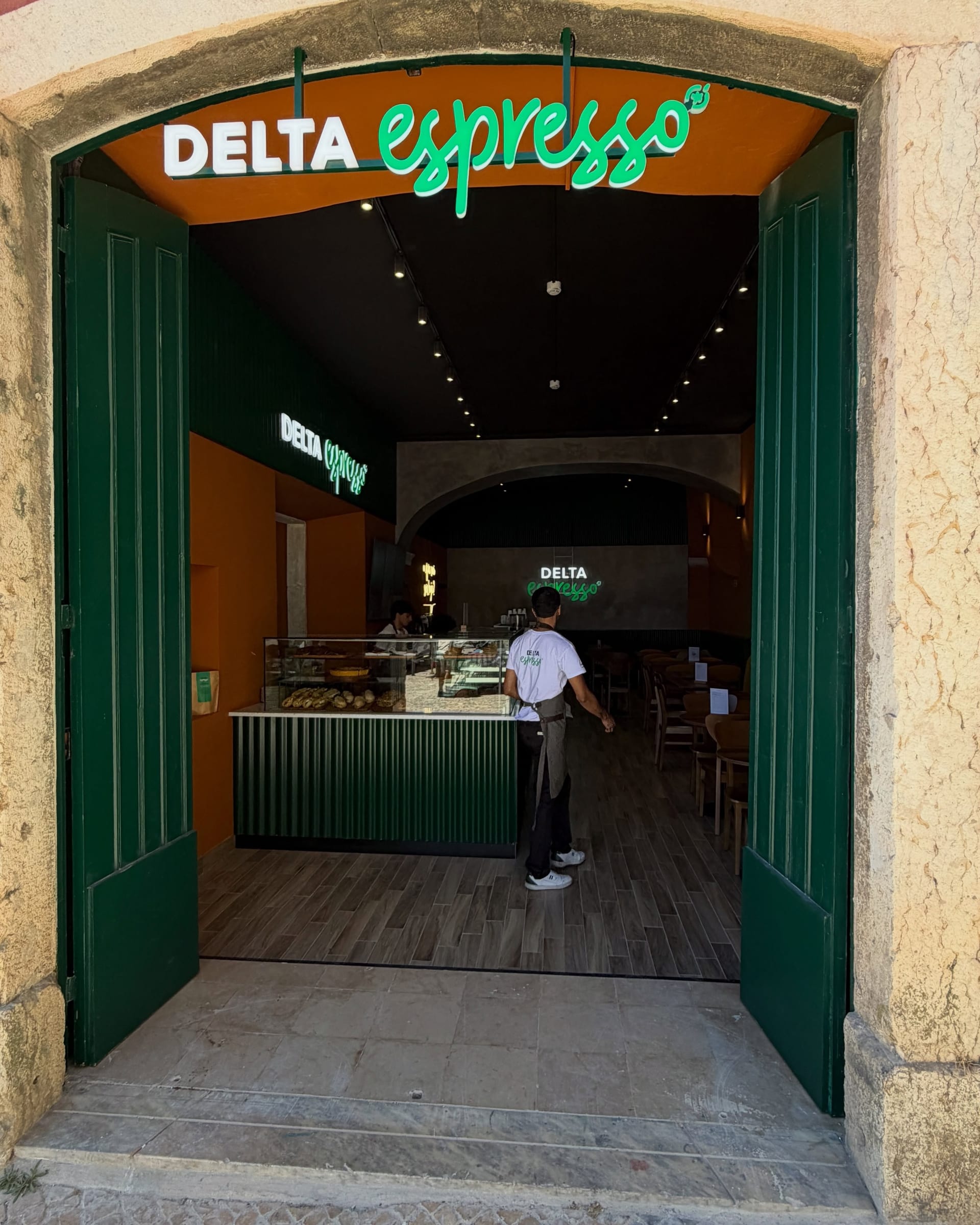 Delta Expresso